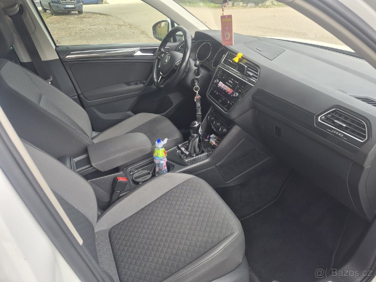 2018 Volkswagen TIGUAN - 5
