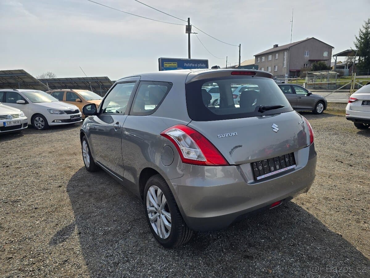2016 Suzuki SWIFT - 5