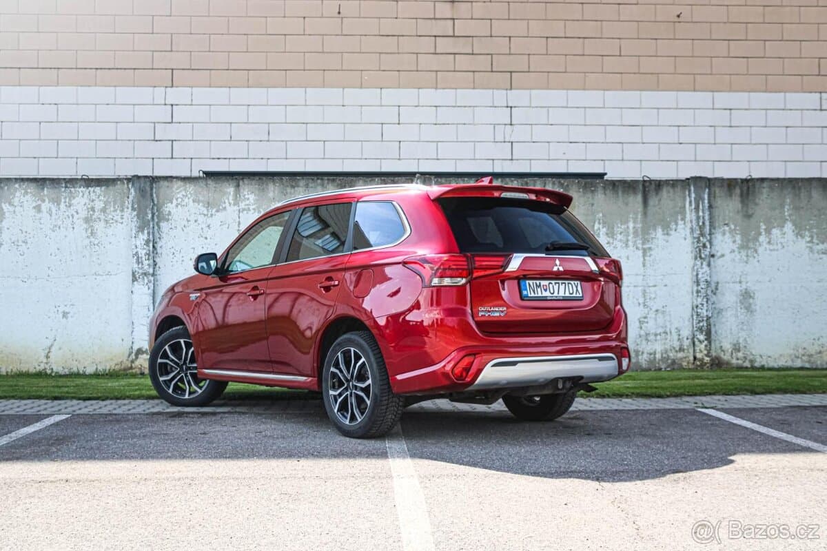 2021 Mitsubishi OUTLANDER - 5