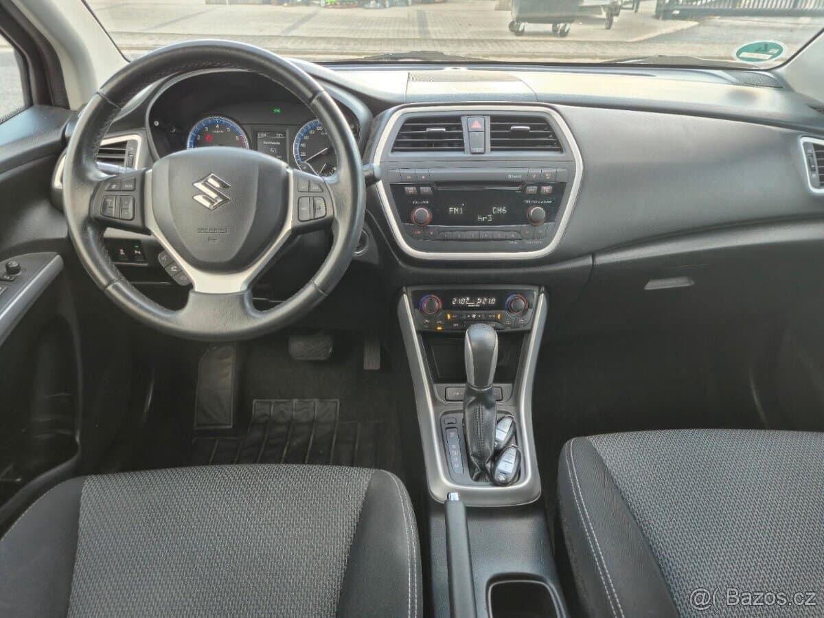 2015 Suzuki S-CROSS - 5
