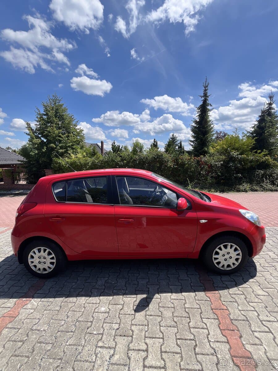 2012 Hyundai i20 - 5