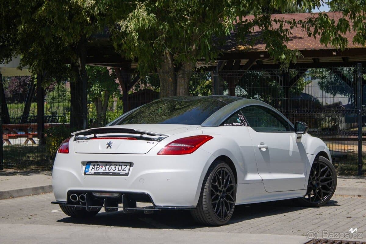 2011 Peugeot RCZ - 5