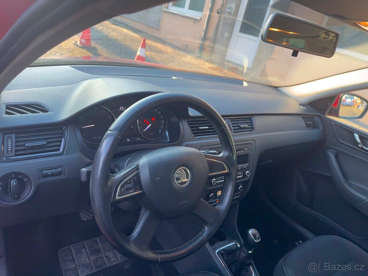2011 Škoda RAPID - 5