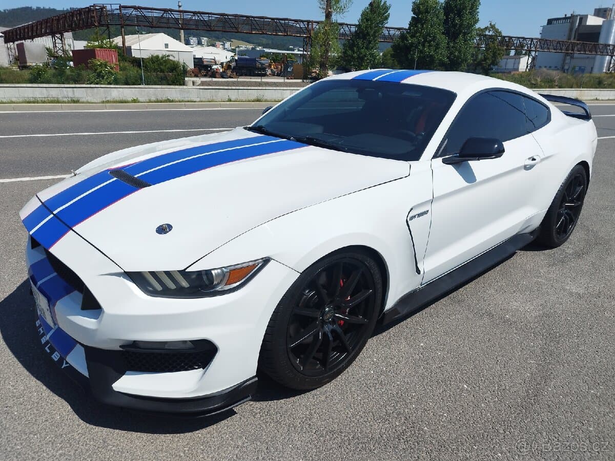 2016 Ford MUSTANG - 5