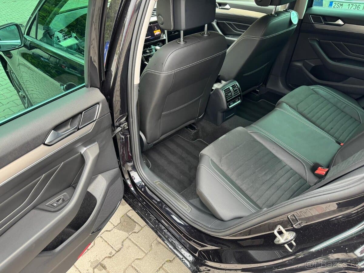 2021 Volkswagen PASSAT - 5