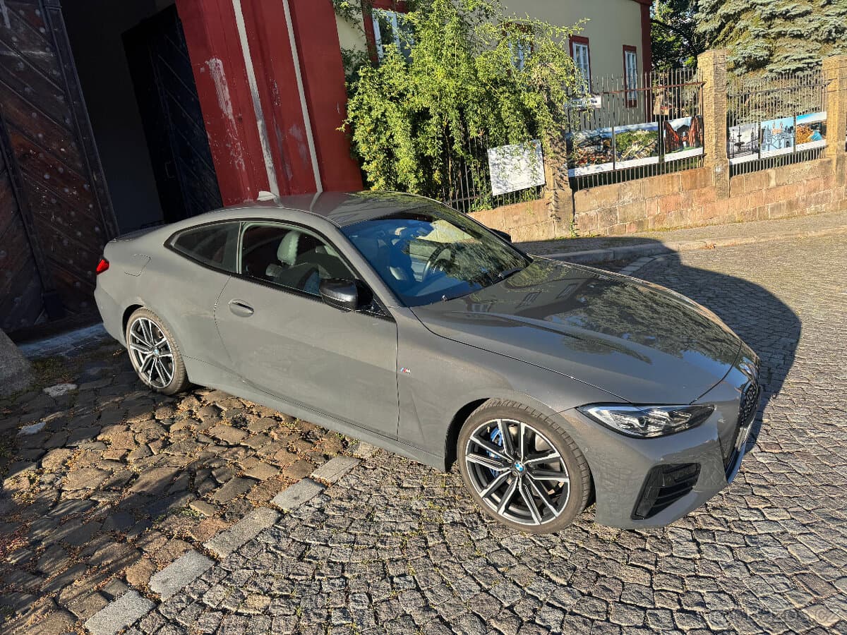 2020 BMW M4 - 5