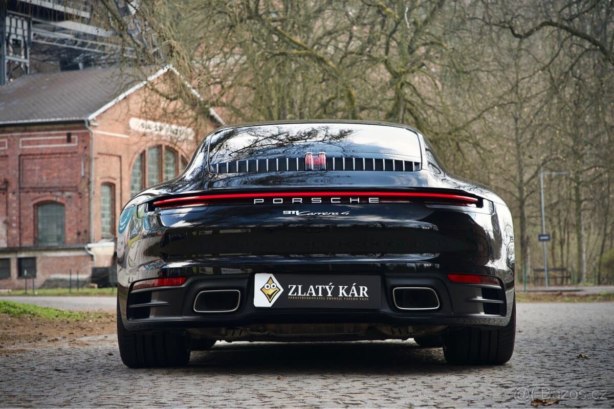 2020 Porsche 911 - 5