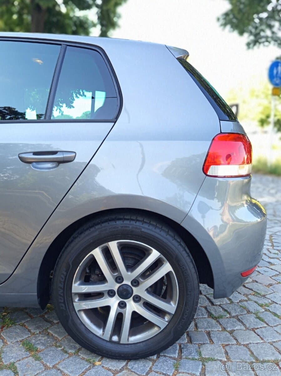 2011 Volkswagen GOLF - 5