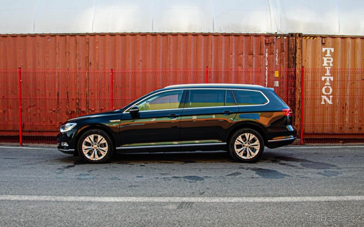 2017 Volkswagen PASSAT - 5