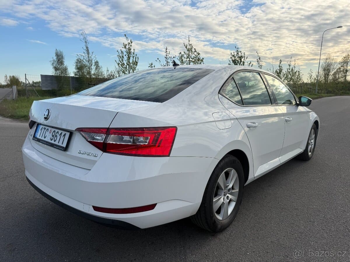 2017 Škoda SUPERB - 5