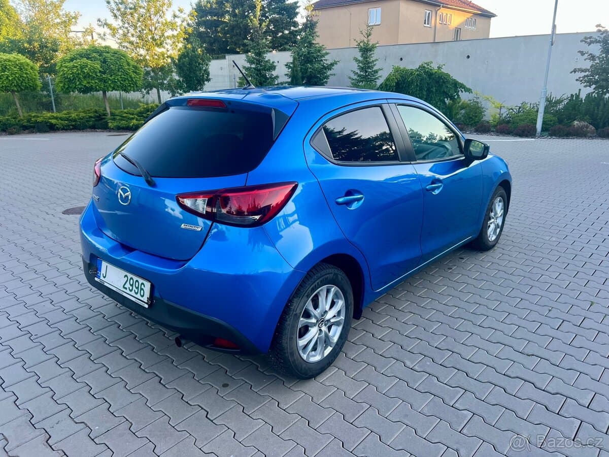 2015 Mazda 2 - 5