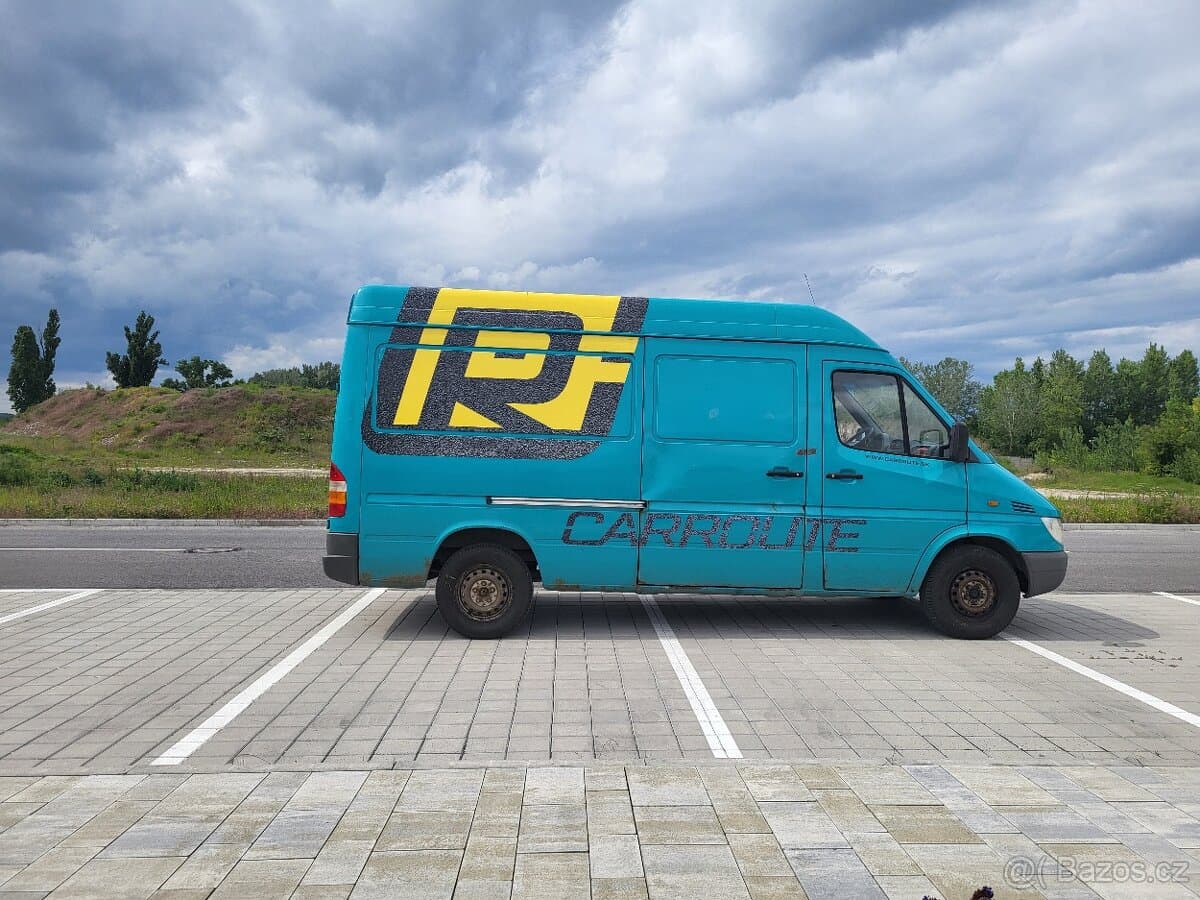 2002 Mercedes-Benz SPRINTER - 5