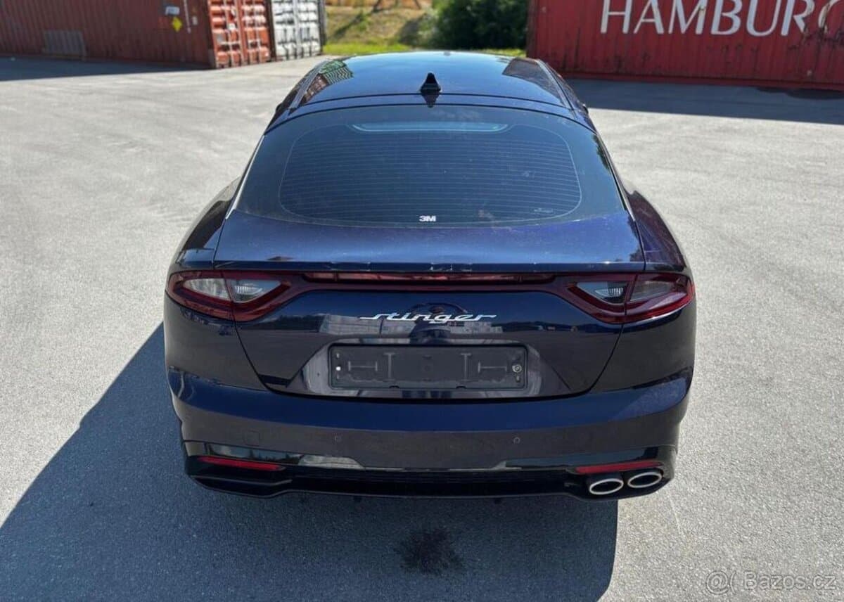 2018 Kia STINGER - 5