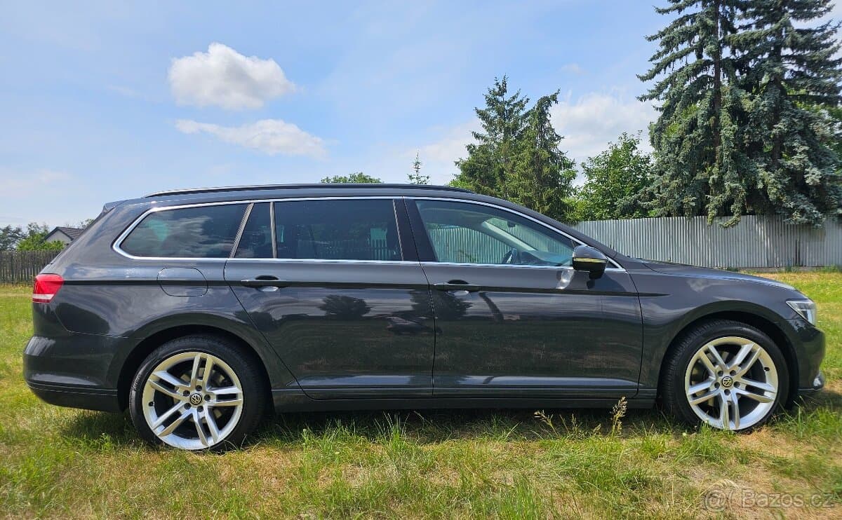 2015 Volkswagen PASSAT - 5