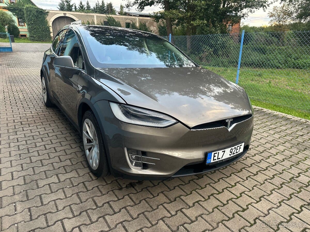 2016 Tesla MODEL X - 5