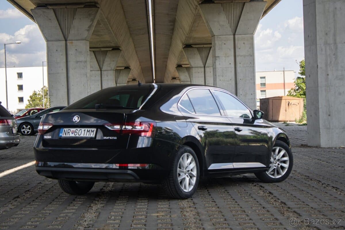 2019 Škoda SUPERB - 5