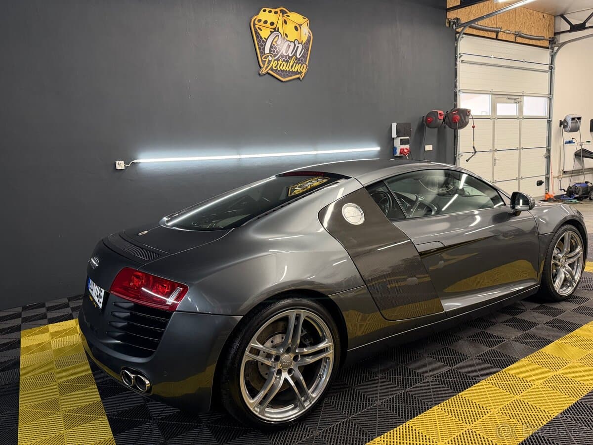 2009 Audi R8 - 5