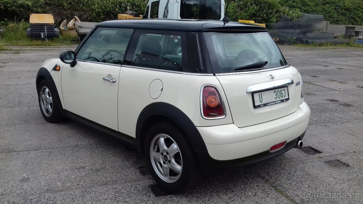 2009 Mini COOPER - 5