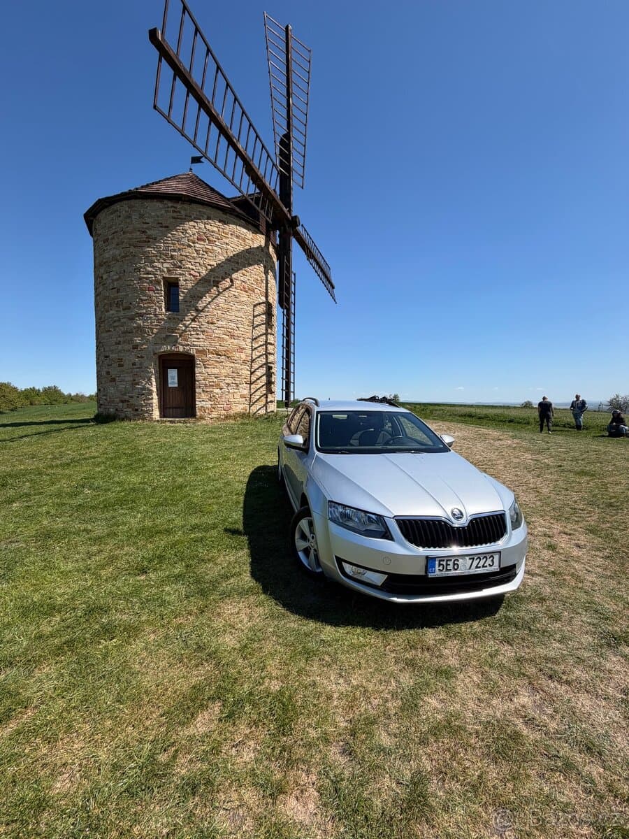 Škoda OCTAVIA - 5