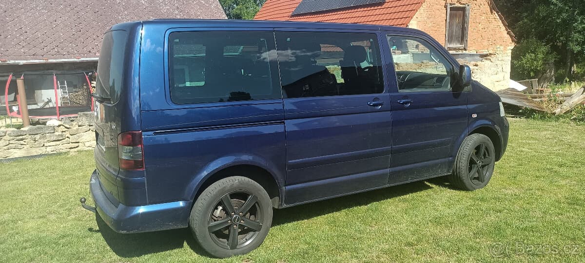 2010 Volkswagen MULTIVAN - 5