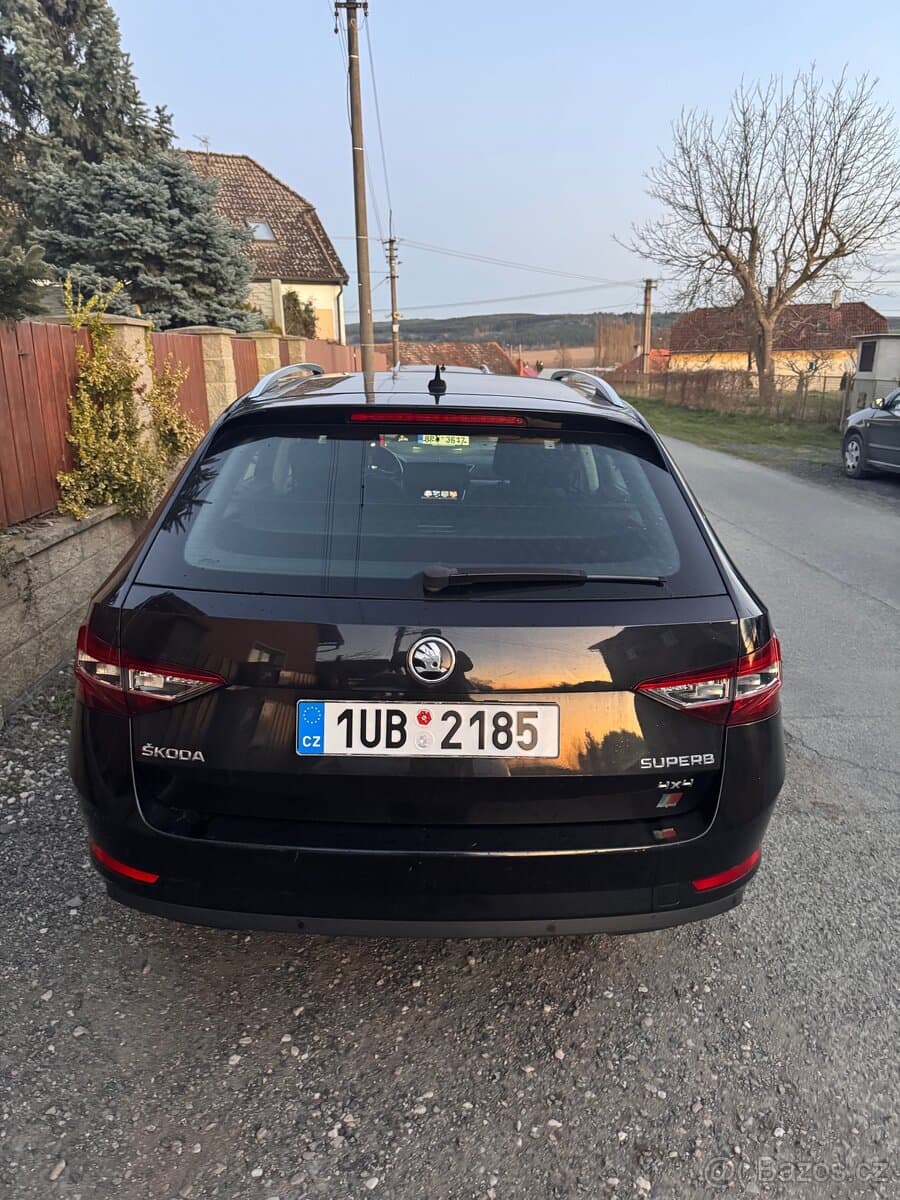2019 Škoda SUPERB - 5