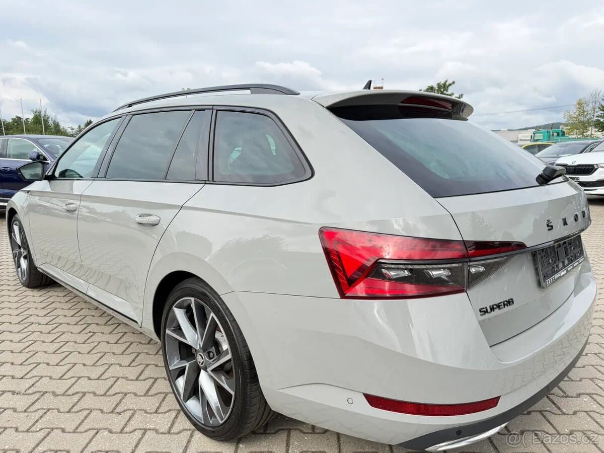2023 Škoda SUPERB - 5