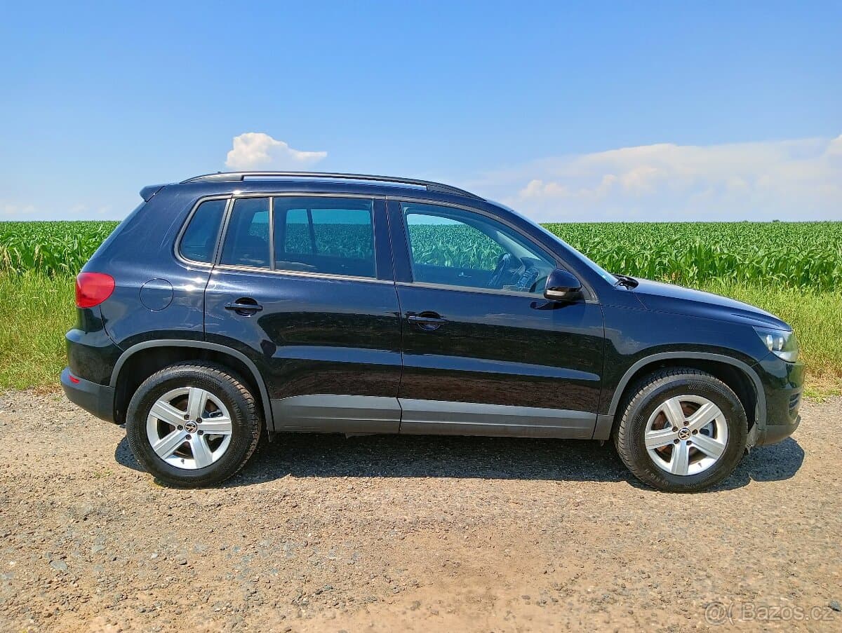 2011 Volkswagen TIGUAN - 5