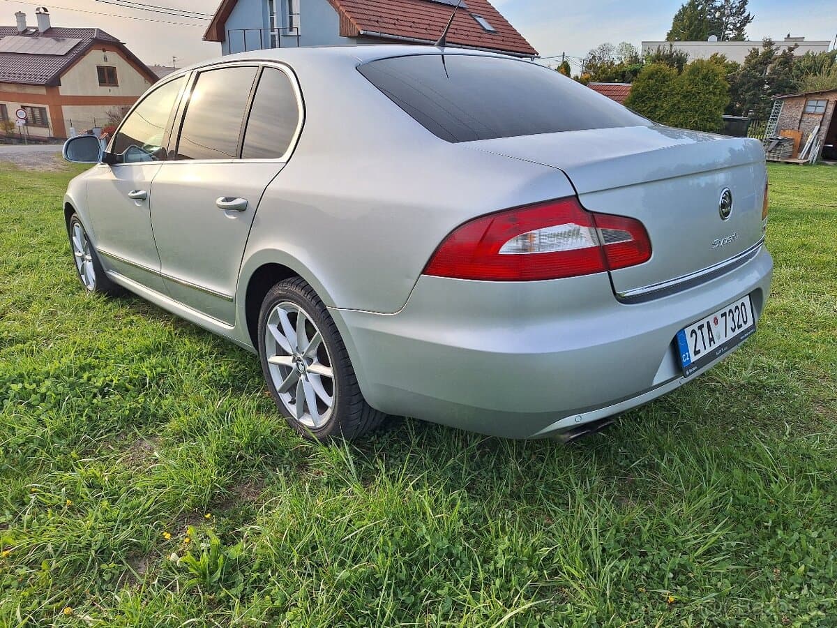 2009 Škoda SUPERB - 5