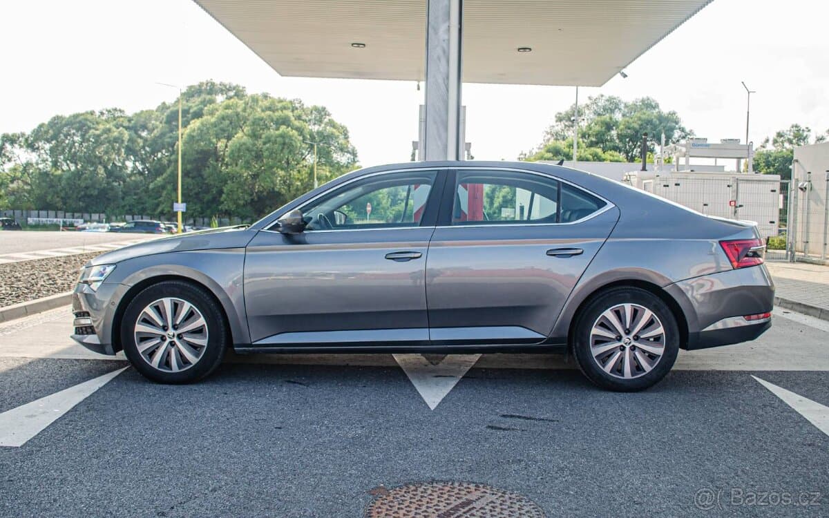 2022 Škoda SUPERB - 5