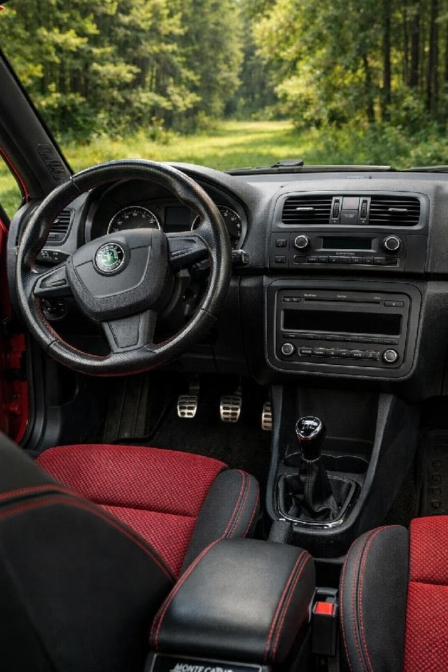 2011 Škoda FABIA - 5