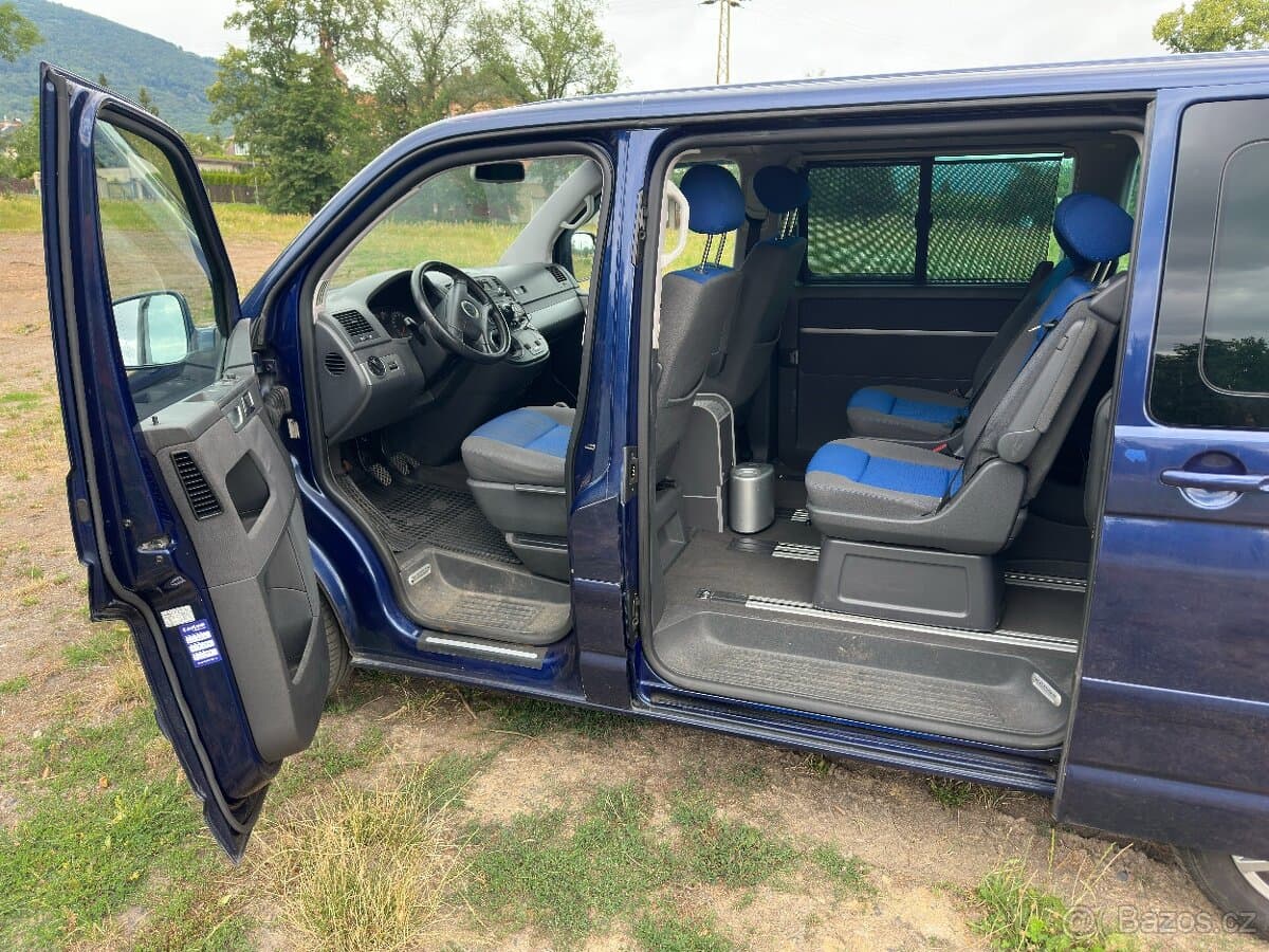 2004 Volkswagen MULTIVAN - 5