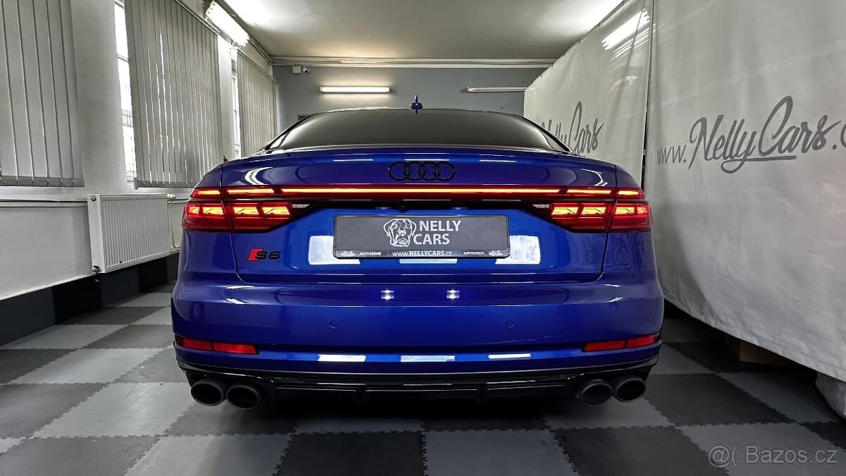 2022 Audi S8 - 5