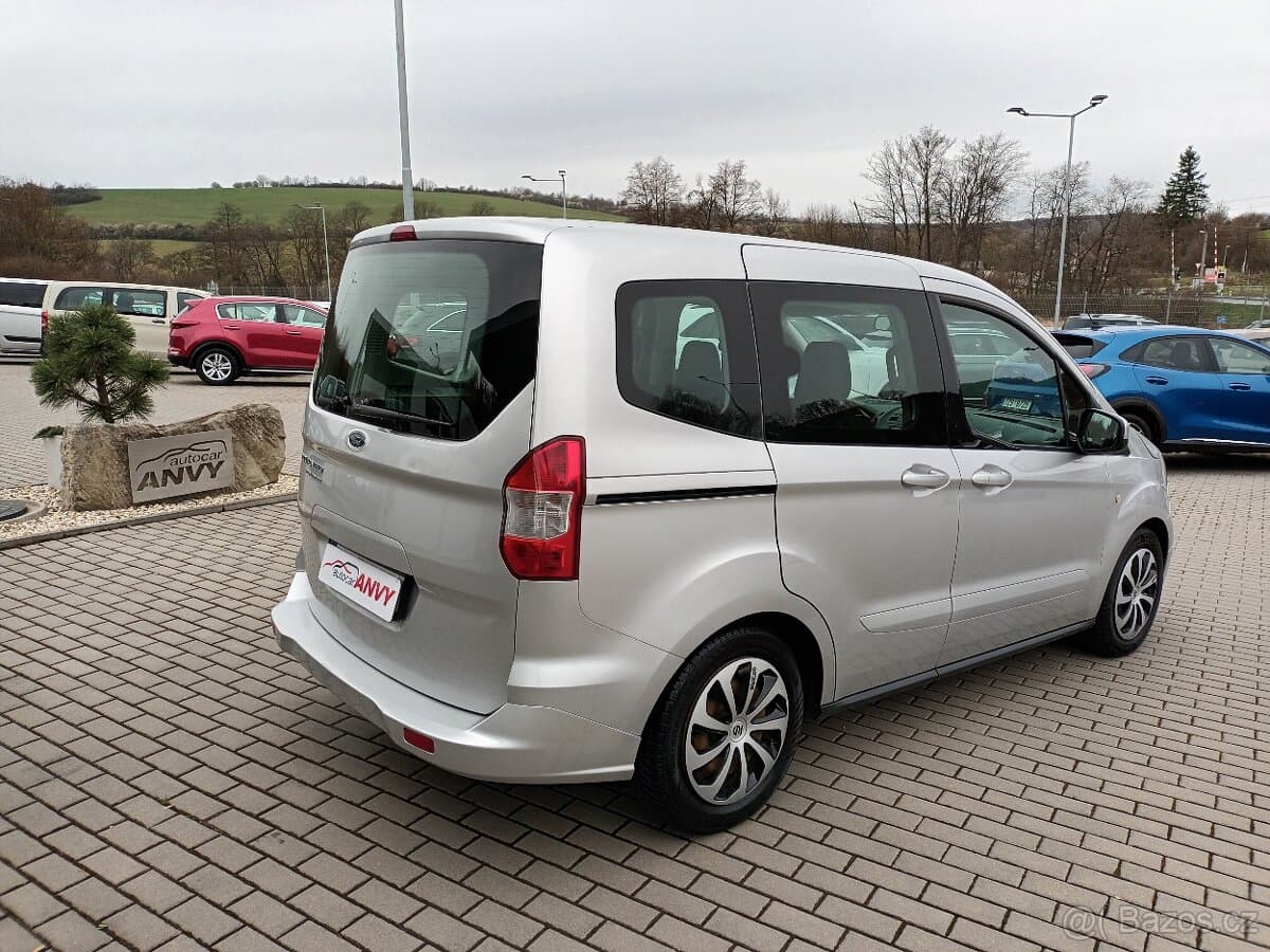 2015 Ford TOURNEO - 5