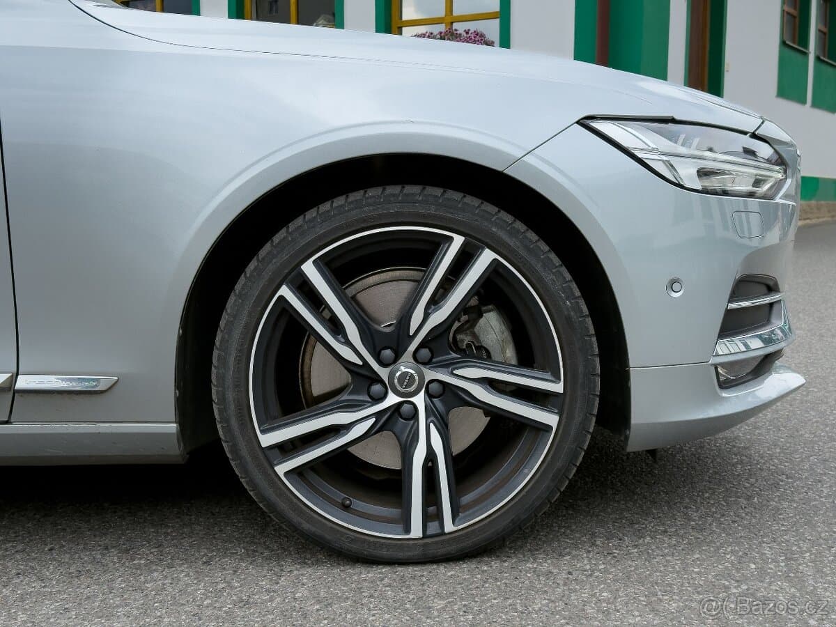 2017 Volvo S90 - 5