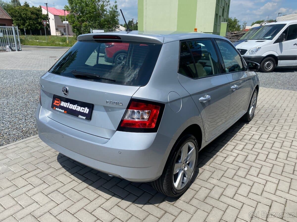 2015 Škoda FABIA - 5