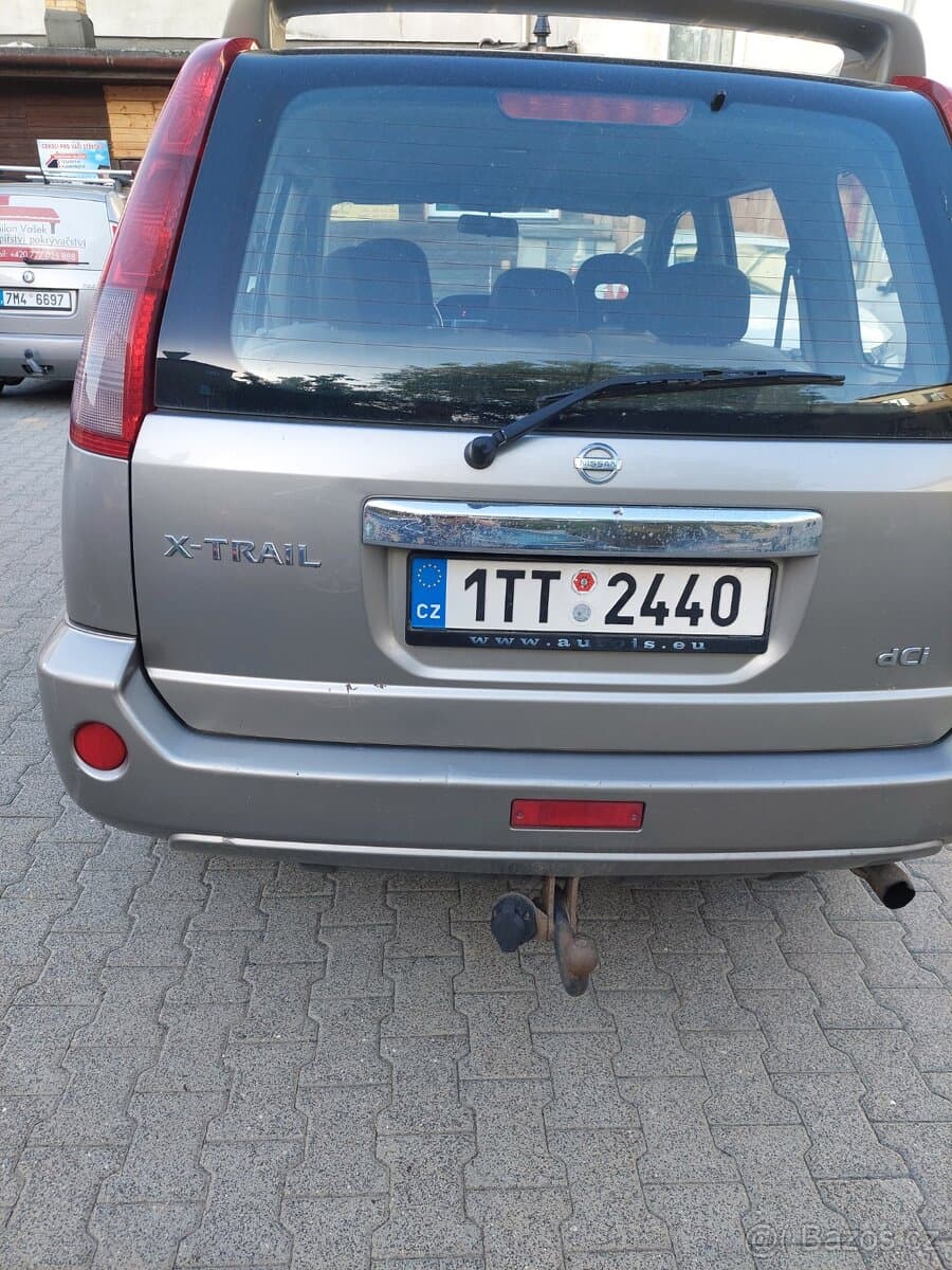 2004 Nissan X-TRAIL - 5