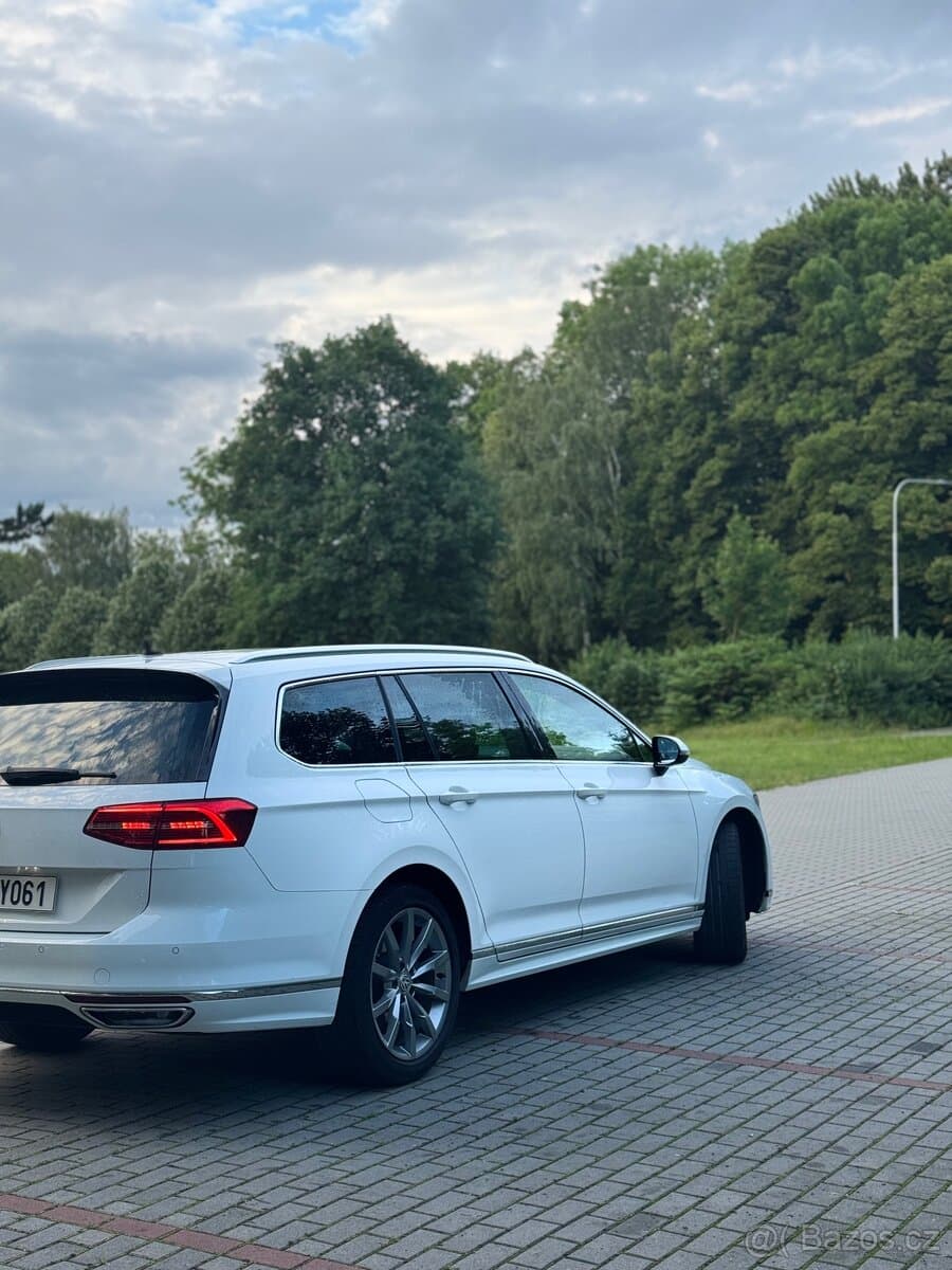 2018 Volkswagen PASSAT - 5