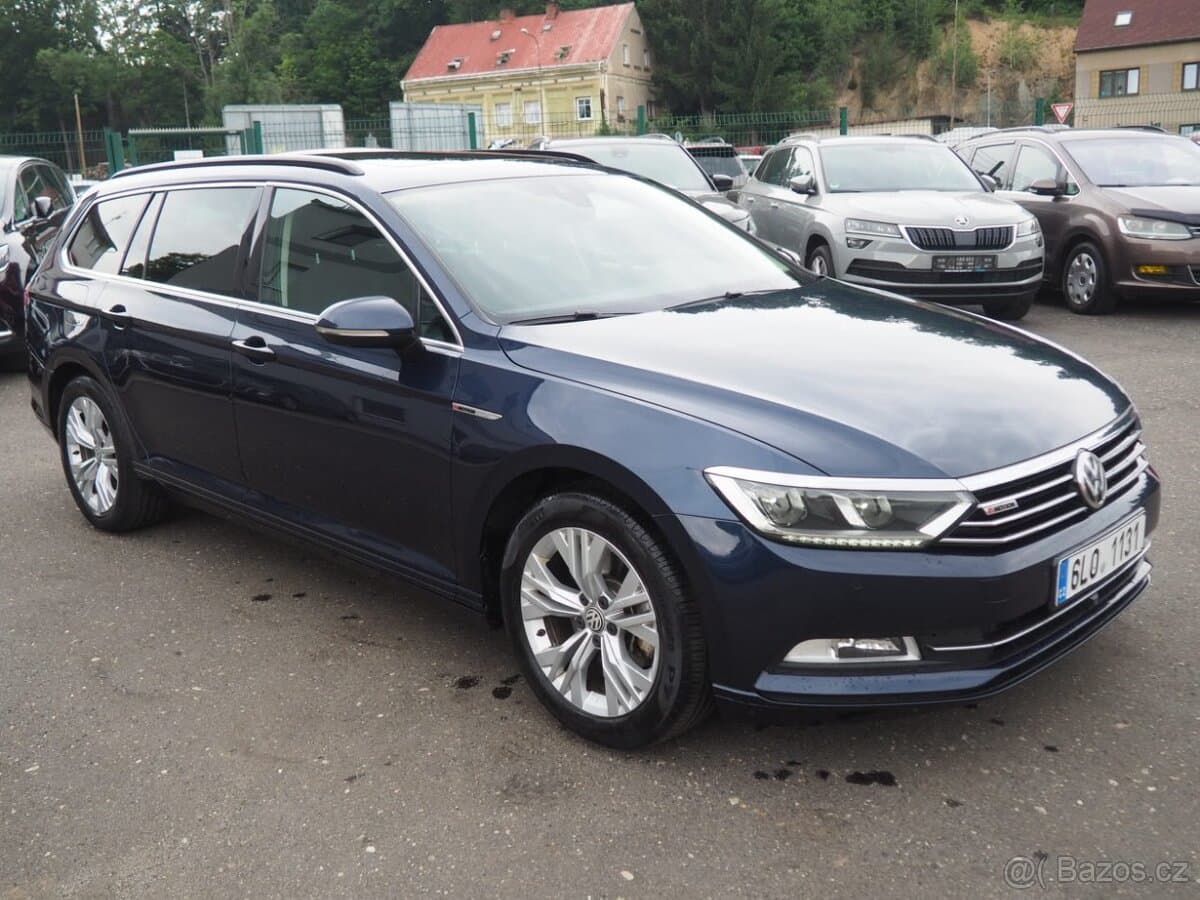 2016 Volkswagen PASSAT - 5
