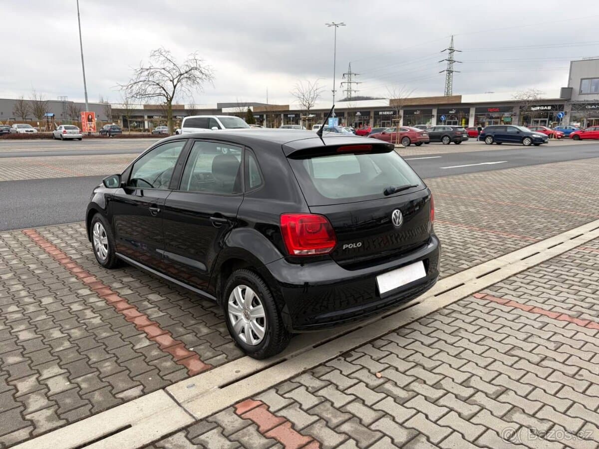 2011 Volkswagen POLO - 5