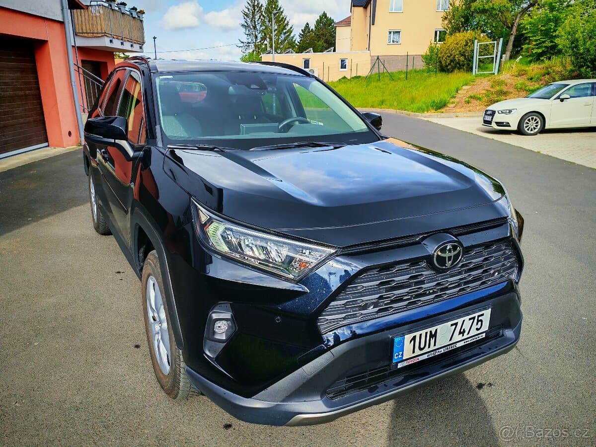 2023 Toyota RAV4 - 5
