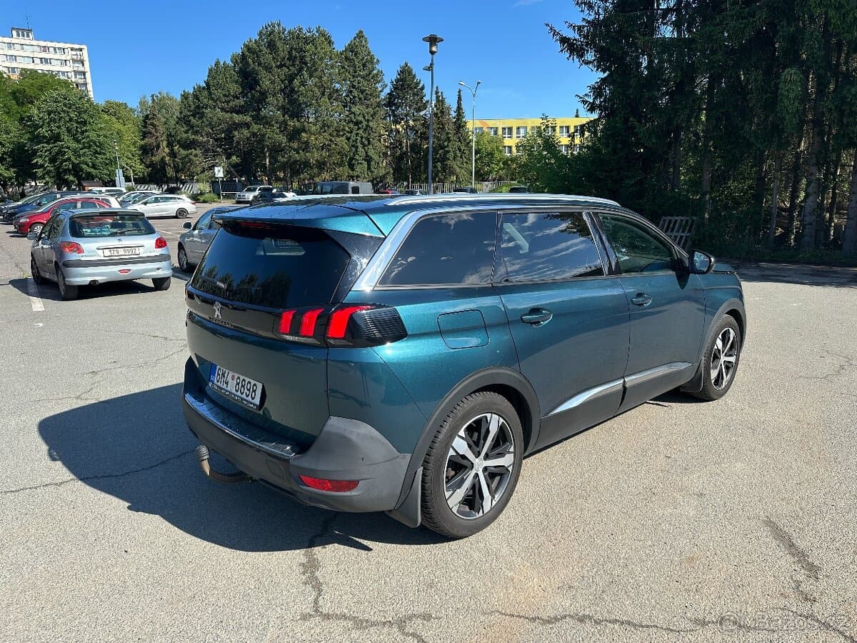 2018 Peugeot 5008 - 5
