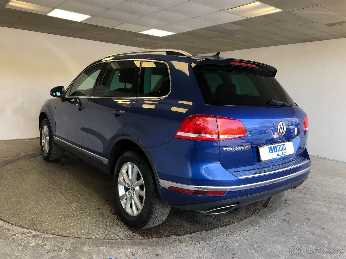 2015 Volkswagen TOUAREG - 5
