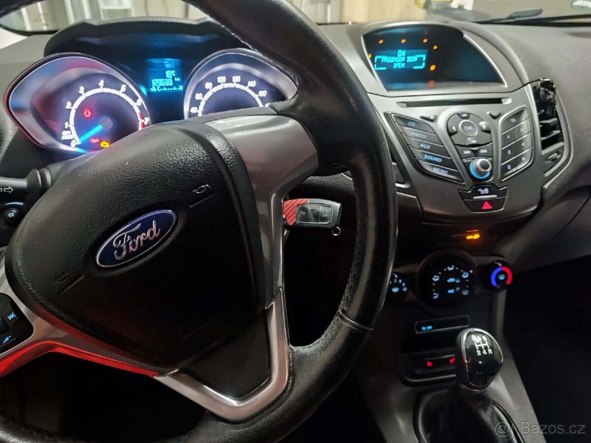 2016 Ford FIESTA - 5