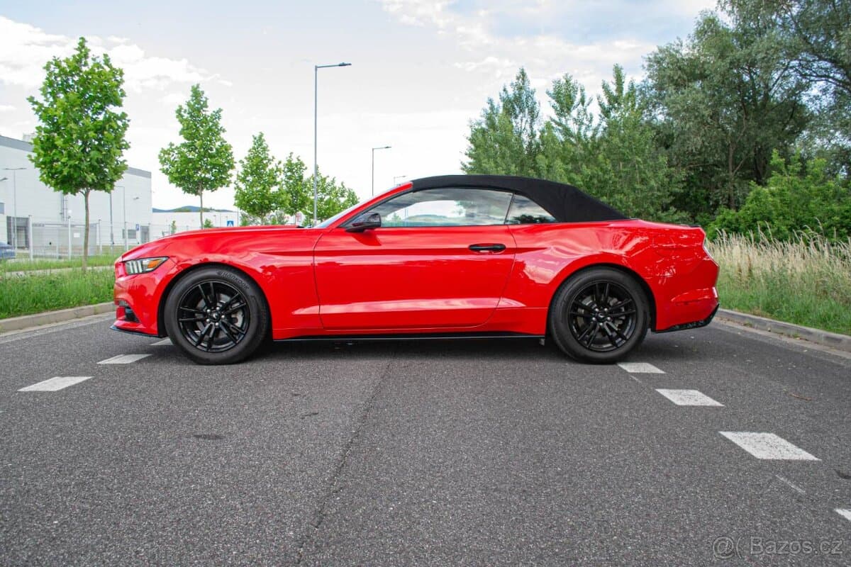 2016 Ford MUSTANG - 5