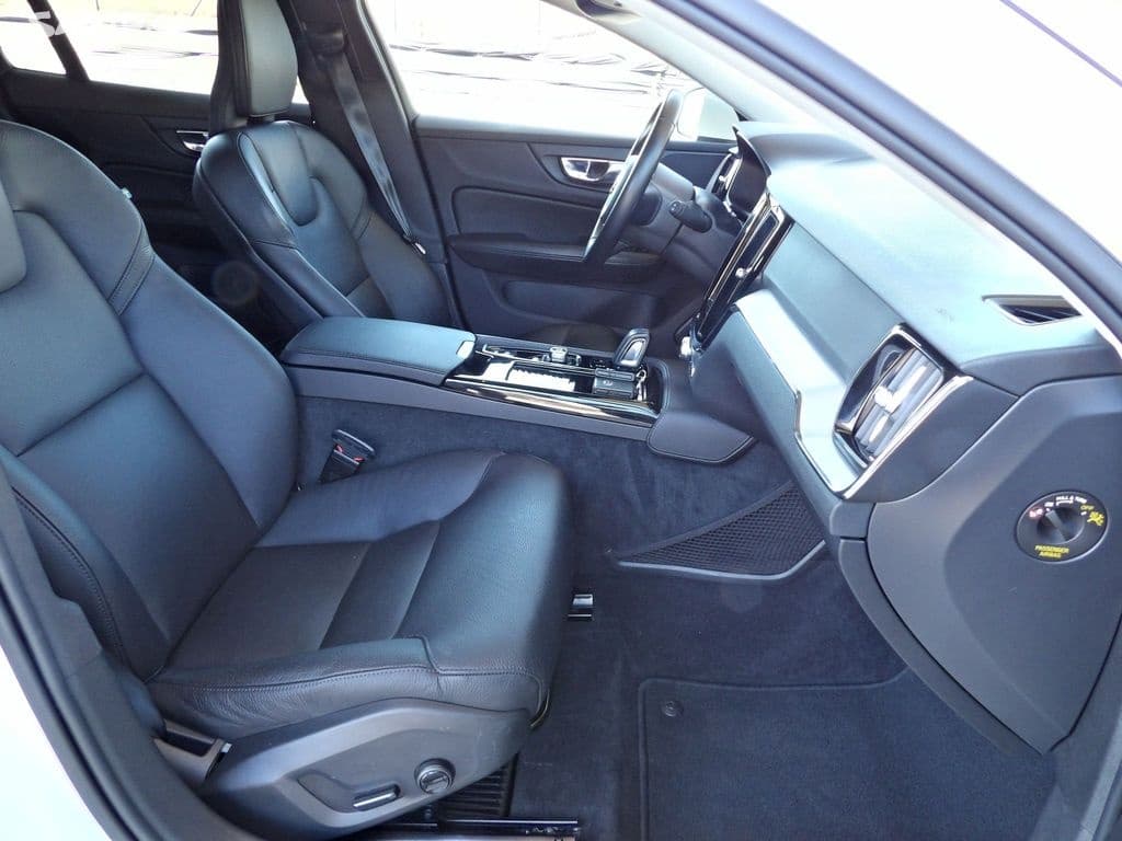 2020 Volvo V60 - 5