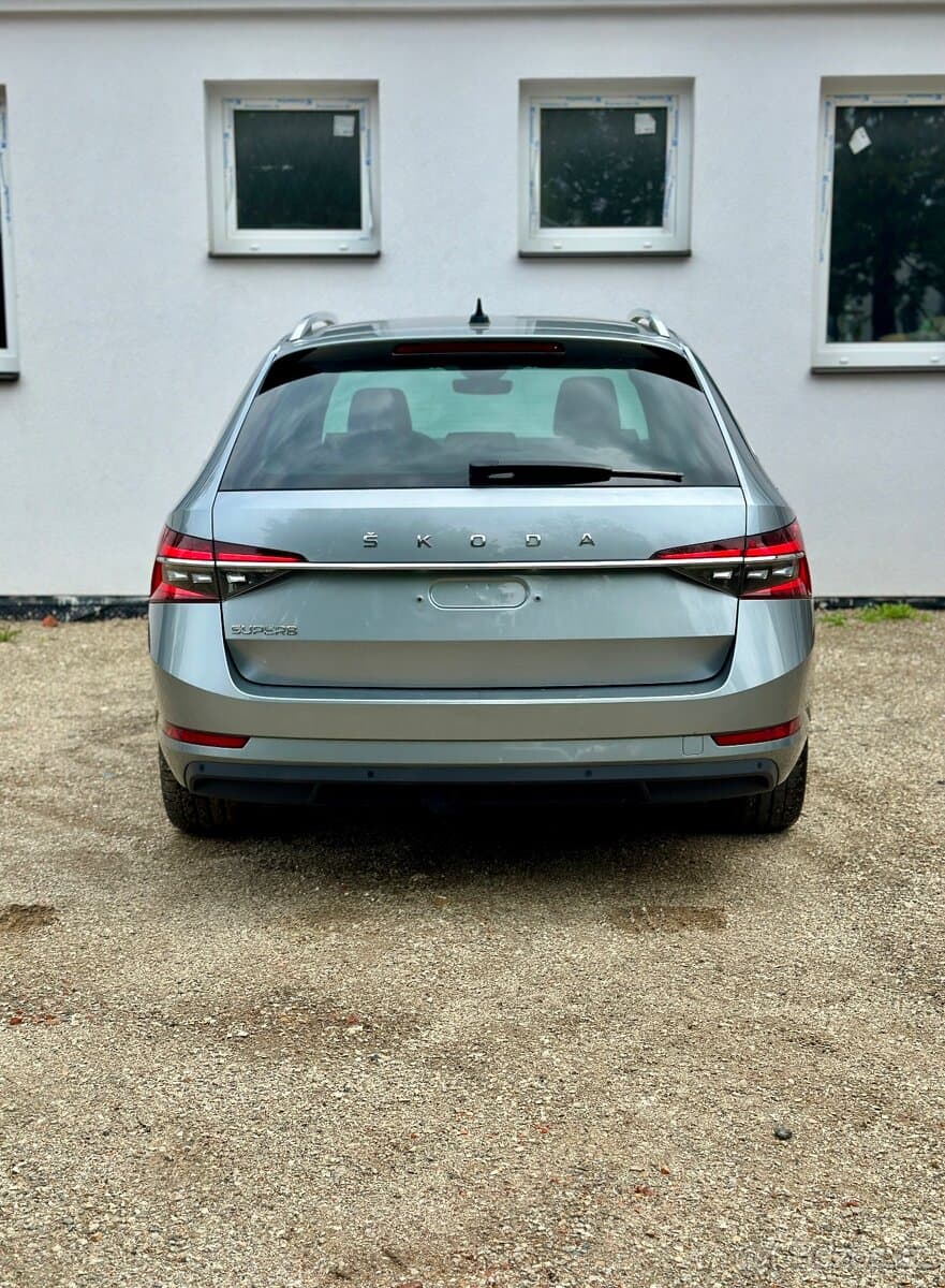 2021 Škoda SUPERB - 5