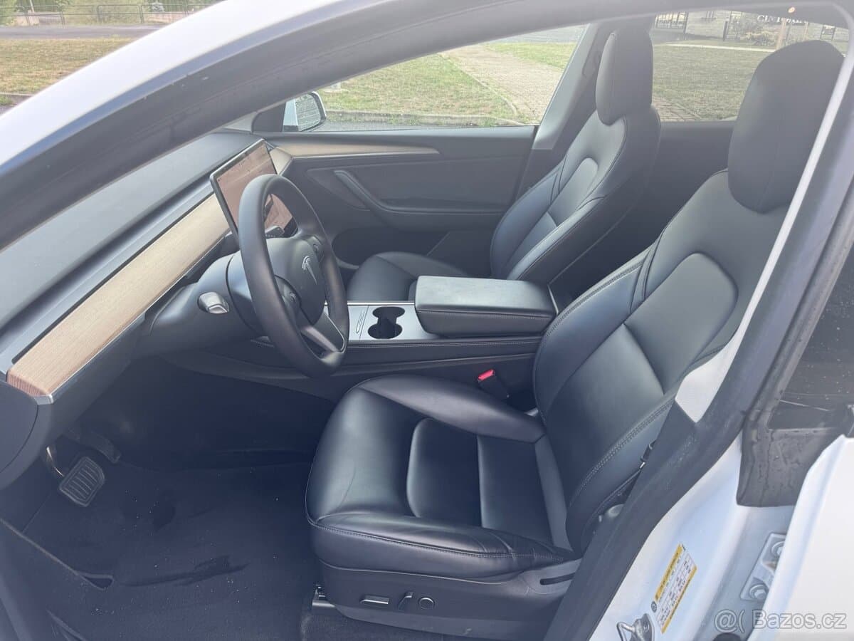 2022 Tesla MODEL Y - 5