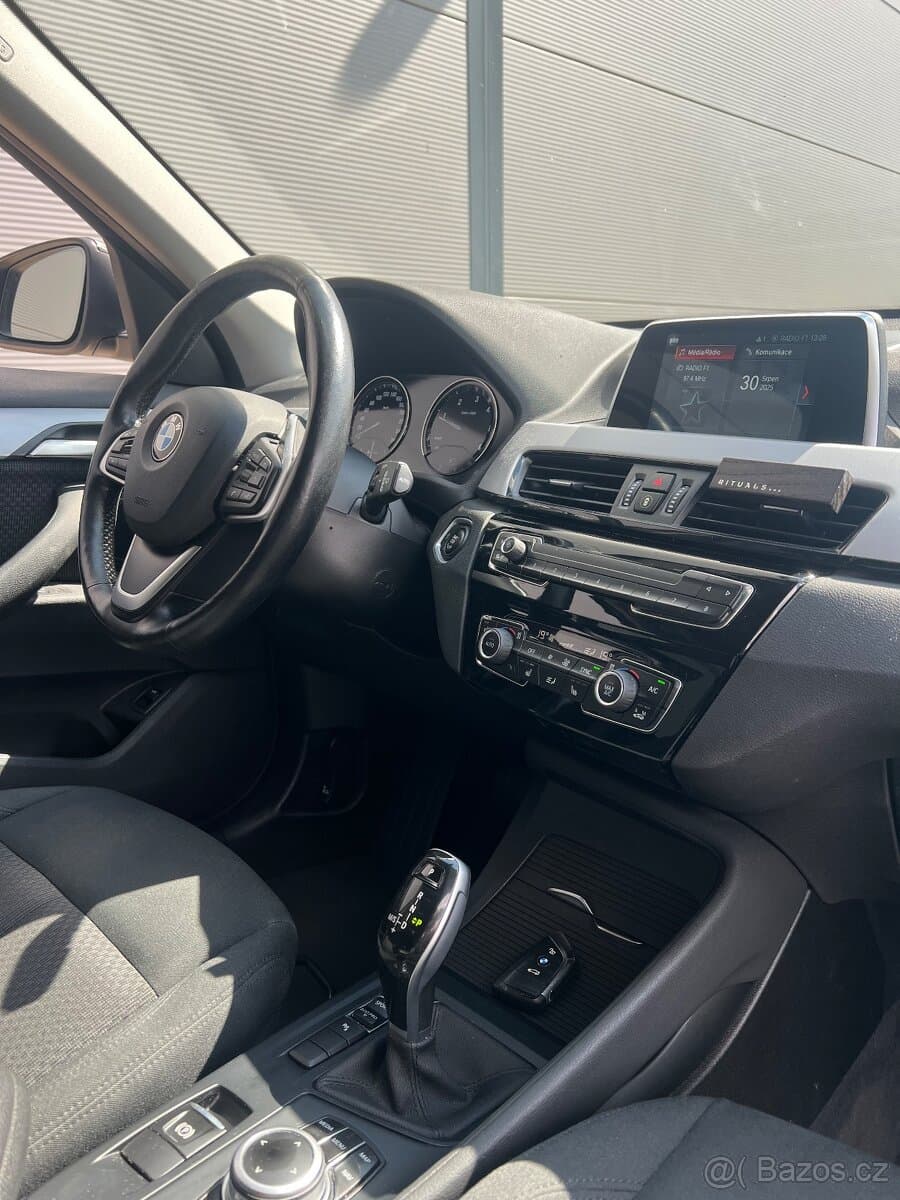 2019 BMW X1 - 5