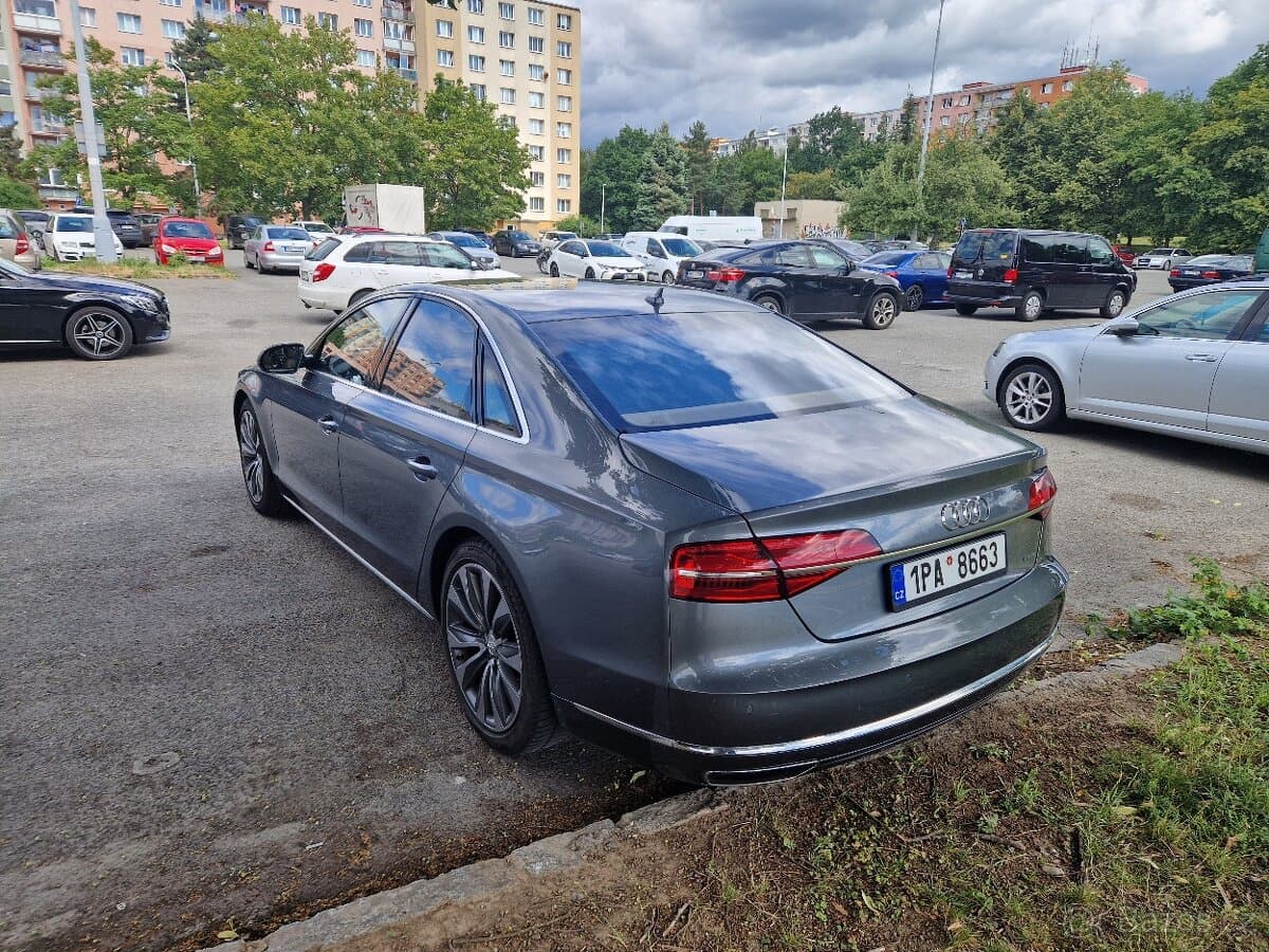 2014 Audi A8 - 5