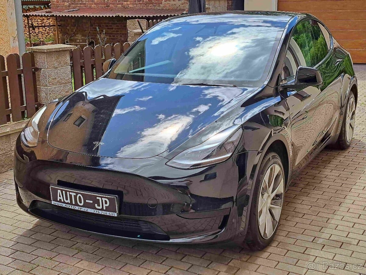 2023 Tesla MODEL Y - 5